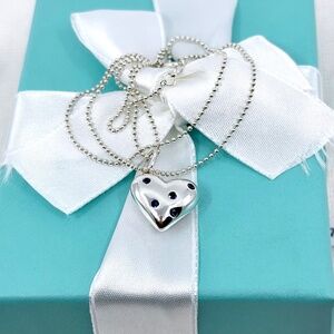 Tiffany & Co Incredibly Rare Blue Sapphire Etoile Heart Charm Pendant Necklace